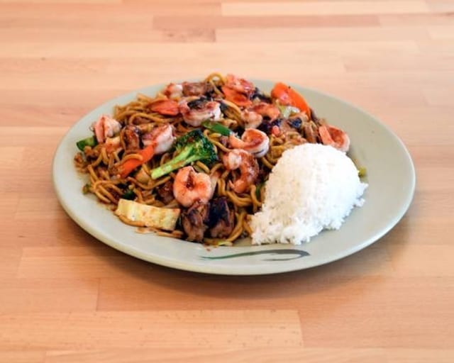 Yakisoba Chicken, Shrimp and Beef.